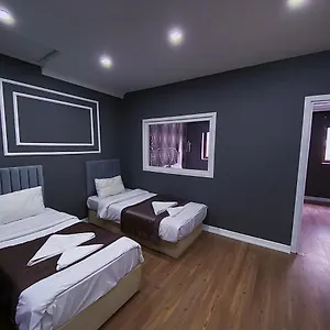 https://robin-house.istanbul-turkeyhotels.com