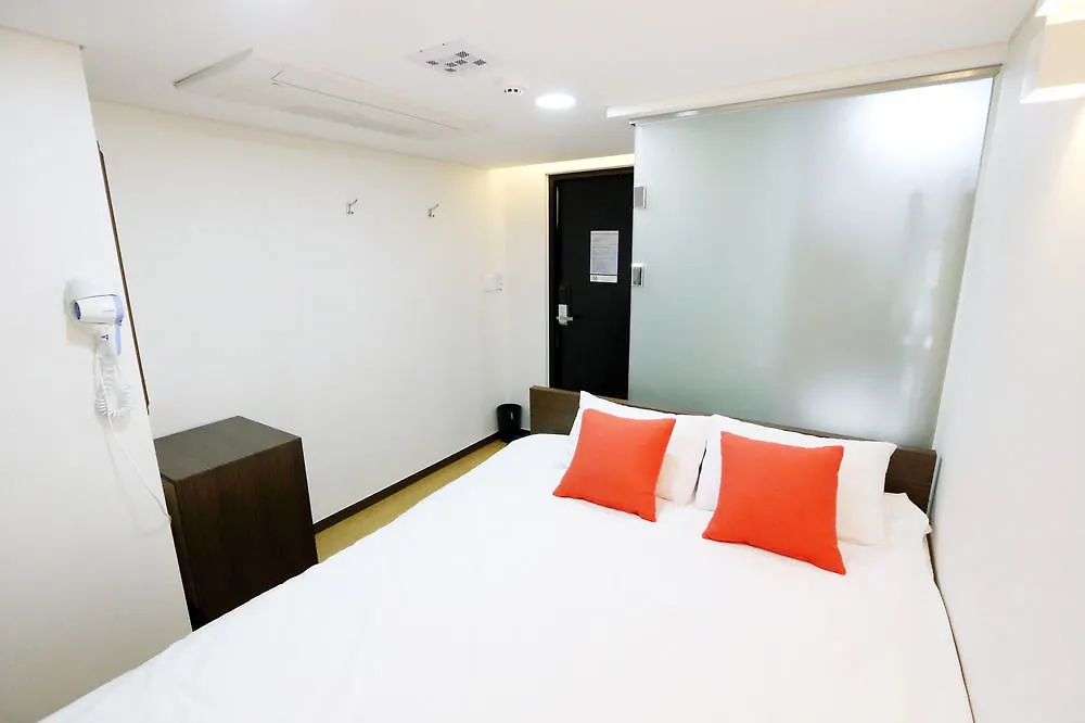 57 Myeongdong Hostel Seoul