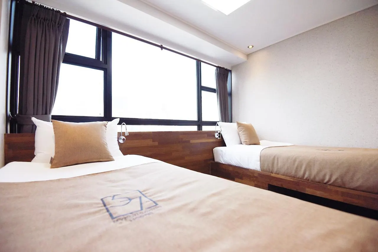 57 Myeongdong Hostel Szöul